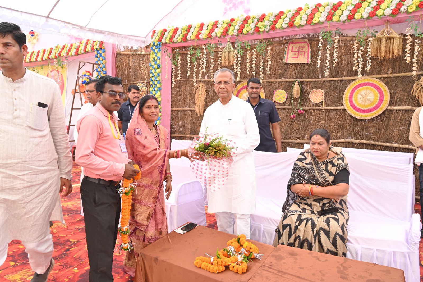  प्रदेश स्तरीय नाचा महोत्सवः गम्मत ने समाज में निहित बुराइयों के प्रति लडऩे के लिए किया प्रेरित