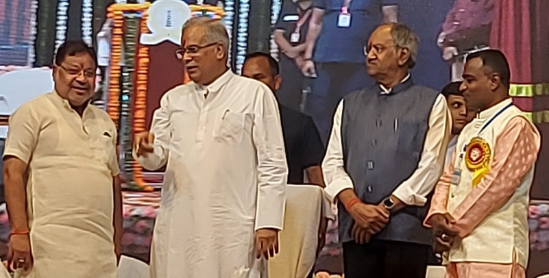 महाराष्ट्र मंडल के नए भवन की तारीफ में... सभी अतिथियों ने गढ़े कसीदे... मंडल से अपने नाते को किया साझा