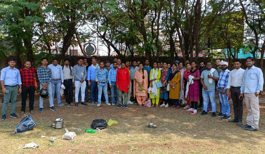 महाविद्यालयीन अतिथि व्याख्याता समूह के सदस्यों ने... सीएम बघेल के पुत्र से की मुलाकात... आश्वस्त होकर लौटे सदस्य