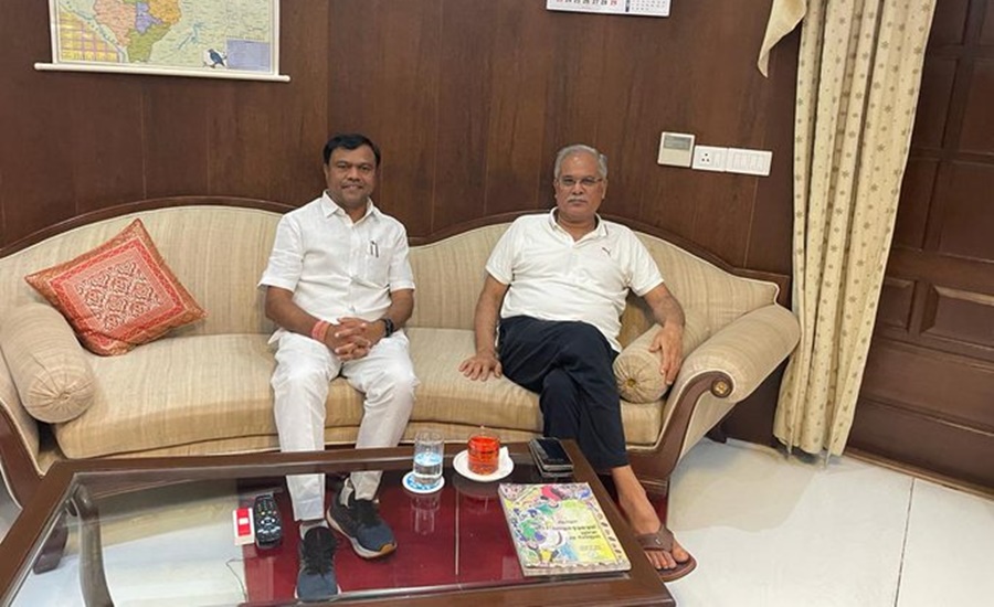 सांसद दीपक बैज दिल्ली तलब... पार्टी अध्यक्ष से खास मुलाकात... सीएम बघेल के साथ वार्ता... क्या है संकेत...?