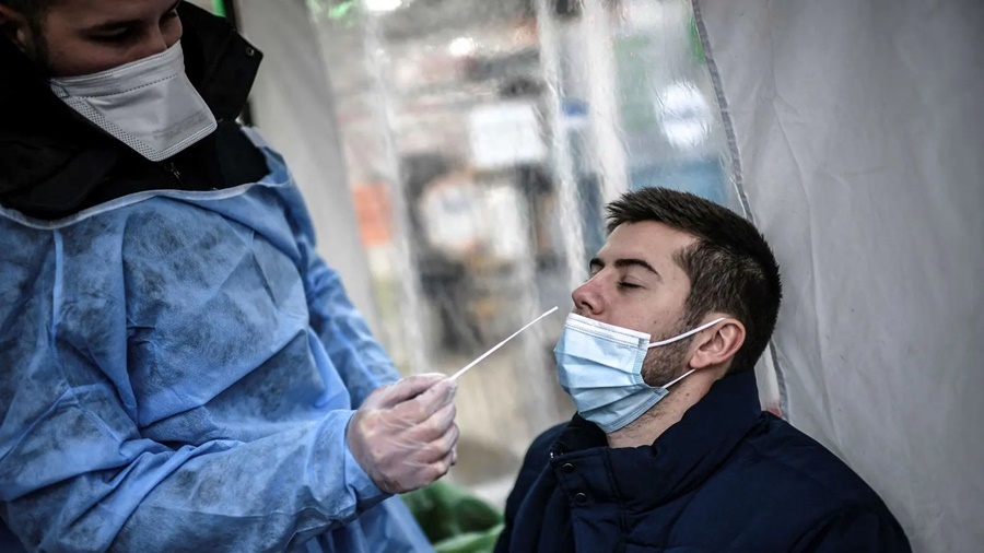 छग में आईएएस अफसर आए कोरोना की जद में... 8 प्रतिशत की दर से बढ़ रहा संक्रमण... एक और संक्रमित की मौत