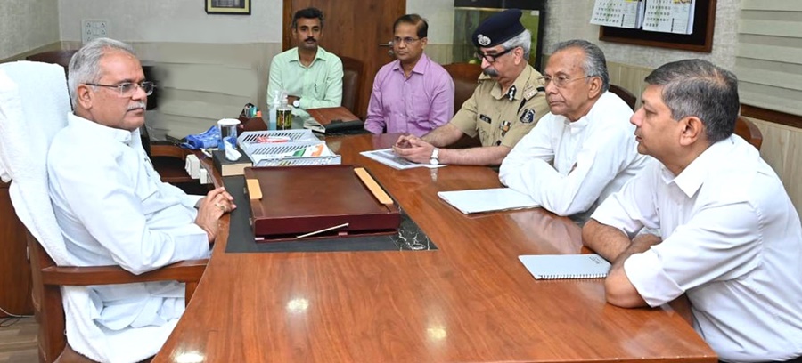 BREAKING NEWS : सीएम डॉ. भूपेश दंतेवाड़ा के लिए रवाना... नक्सल हमले को लेकर करेंगे समीक्षा... जमीनी स्थिति का करेंगे आकलन