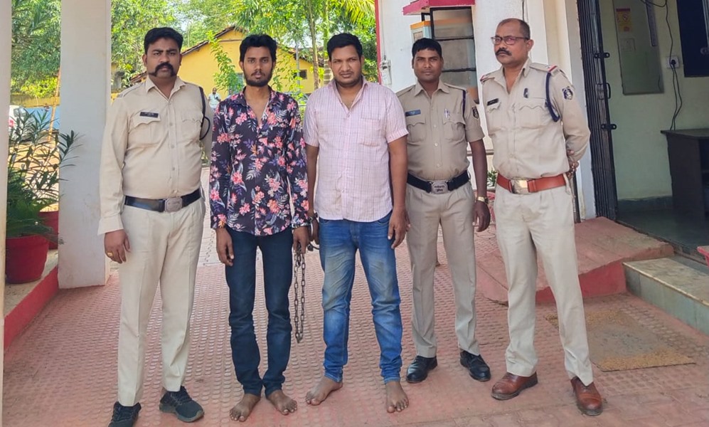 किराये की गाड़ी को बेचने के लिए चालक की हत्या, शव को दफन करने वाले दो आरोपी गिरफ्तार