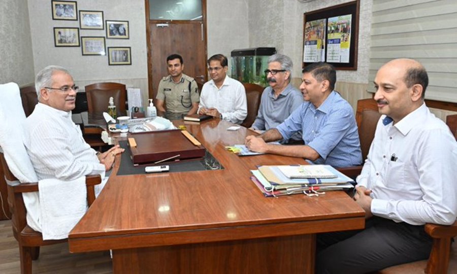 प्रधानमंत्री का रायपुर प्रवास कल... सीएम बघेल ने उच्चाधिकारियों की ली बैठक... दिए यह निर्देश