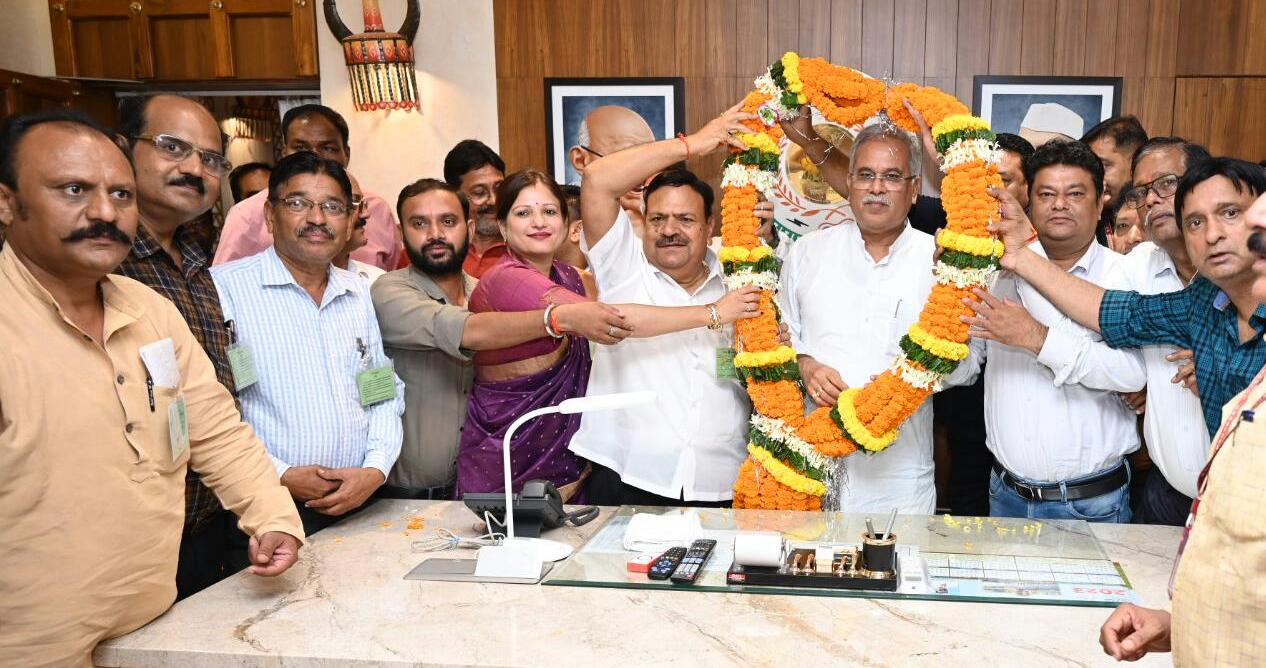  मुख्यमंत्री भूपेश बघेल का छत्तीसगढ़ कर्मचारी अधिकारी संयुक्त मोर्चा ने जताया आभार