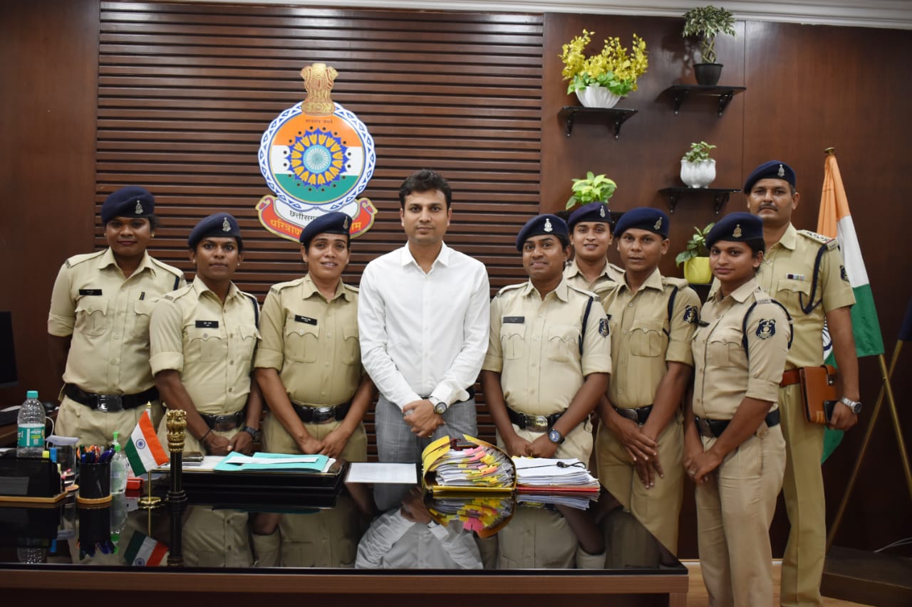छत्तीसगढ़ में 8 थर्ड जेंडर आरक्षक समेत 27 महिला आरक्षकों की पोस्टिंग, एसएसपी रायपुर ने जारी की लिस्ट....