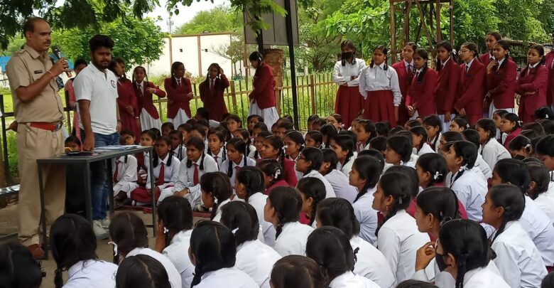 सड़क हादसों पर सीएस सख्त.... अब स्कूलों में लगेगी ट्रैफिक अवेयरनेस क्लास... बच्चों को किया जाएगा जागरूक