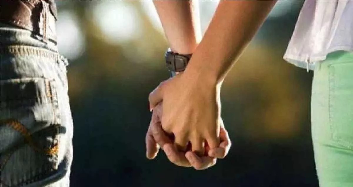 अजब प्रेम की गजब कहानी... साथ मरने लगाई नदी में छलांग... मौत सामने देख भूले कसमें वादे