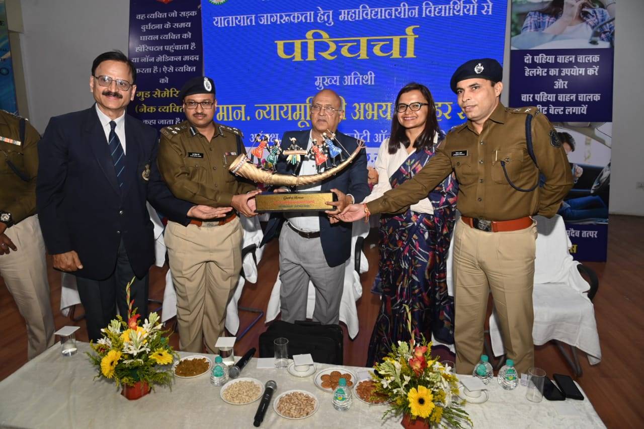 एक सड़क दुर्घटना पूरे परिवार की आर्थिक स्थिति तोड़ देती है: न्यायमूर्ति अभय मनोहर सप्रे
