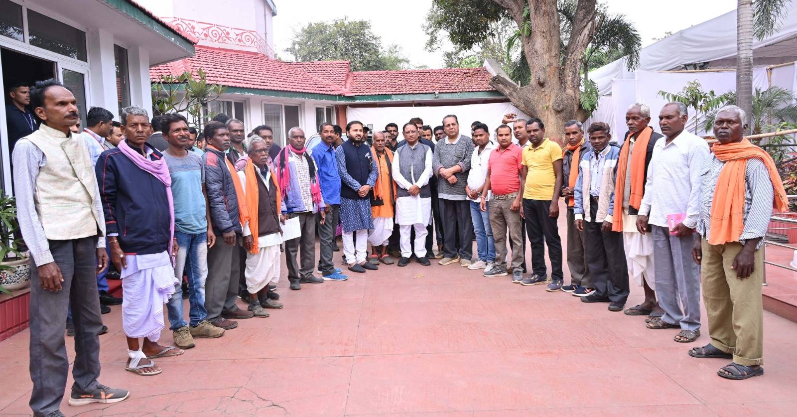 तेलंगाना अविलंब निकलना था, लेकिन फिर भी दूर से आए अतिथियों को  मुख्यमंत्री ने दिया समय