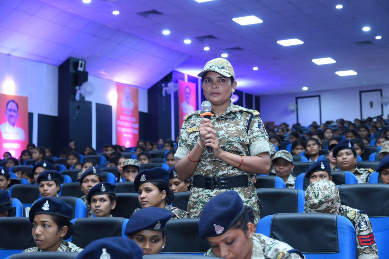 बस्तर फाइटर्स की कमांडों सुनैना ने गर्भावस्था के 7वें महीने तक की जंगल गश्त