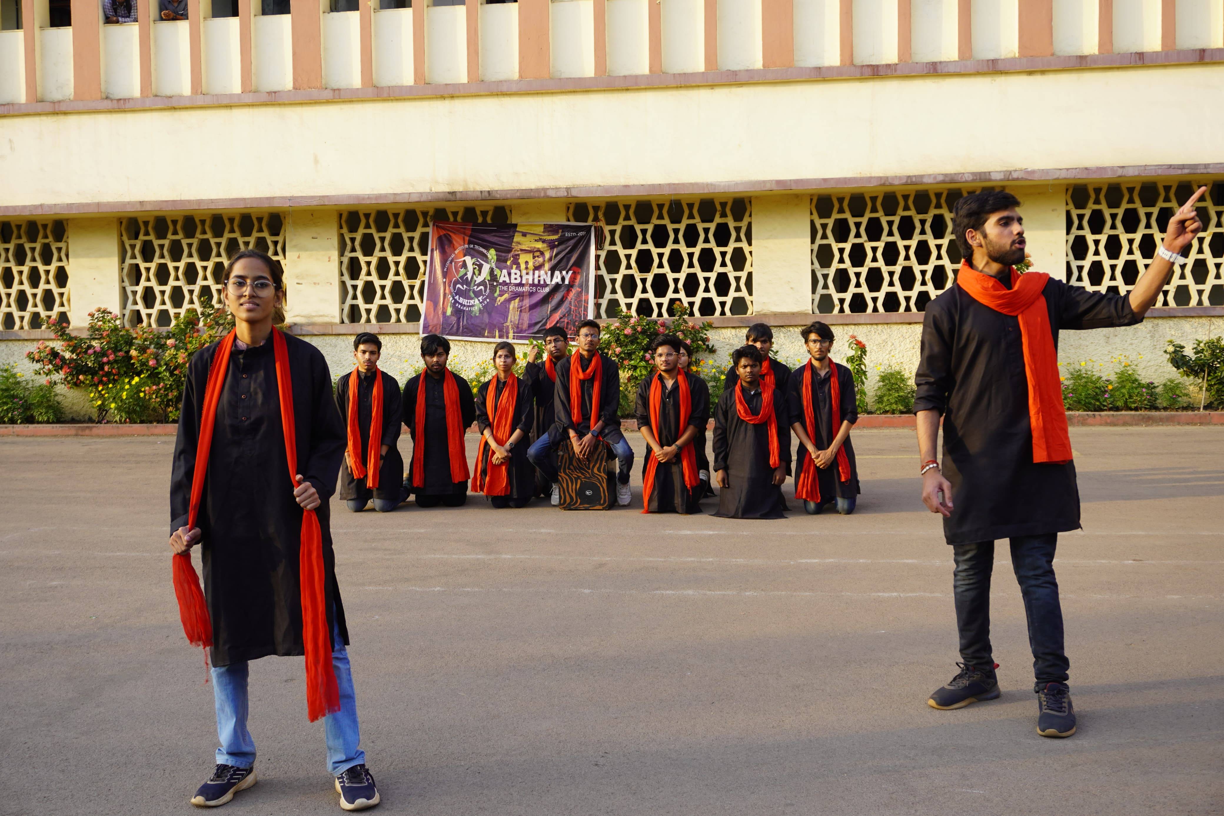 मेरा पहला वोट देश के लिए का आयोजन एनआईटी रायपुर में... नए युवा मतदाताओं को किया जागरूक