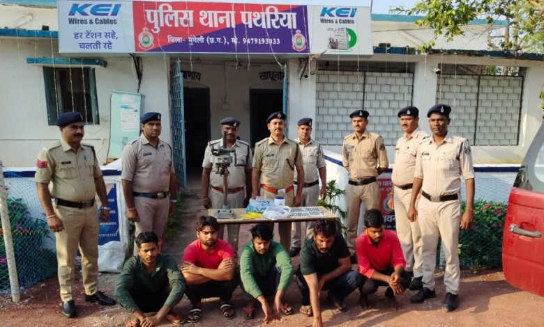 नकली शराब बनाने वाले गिरोह का हुआ पर्दाफाश....