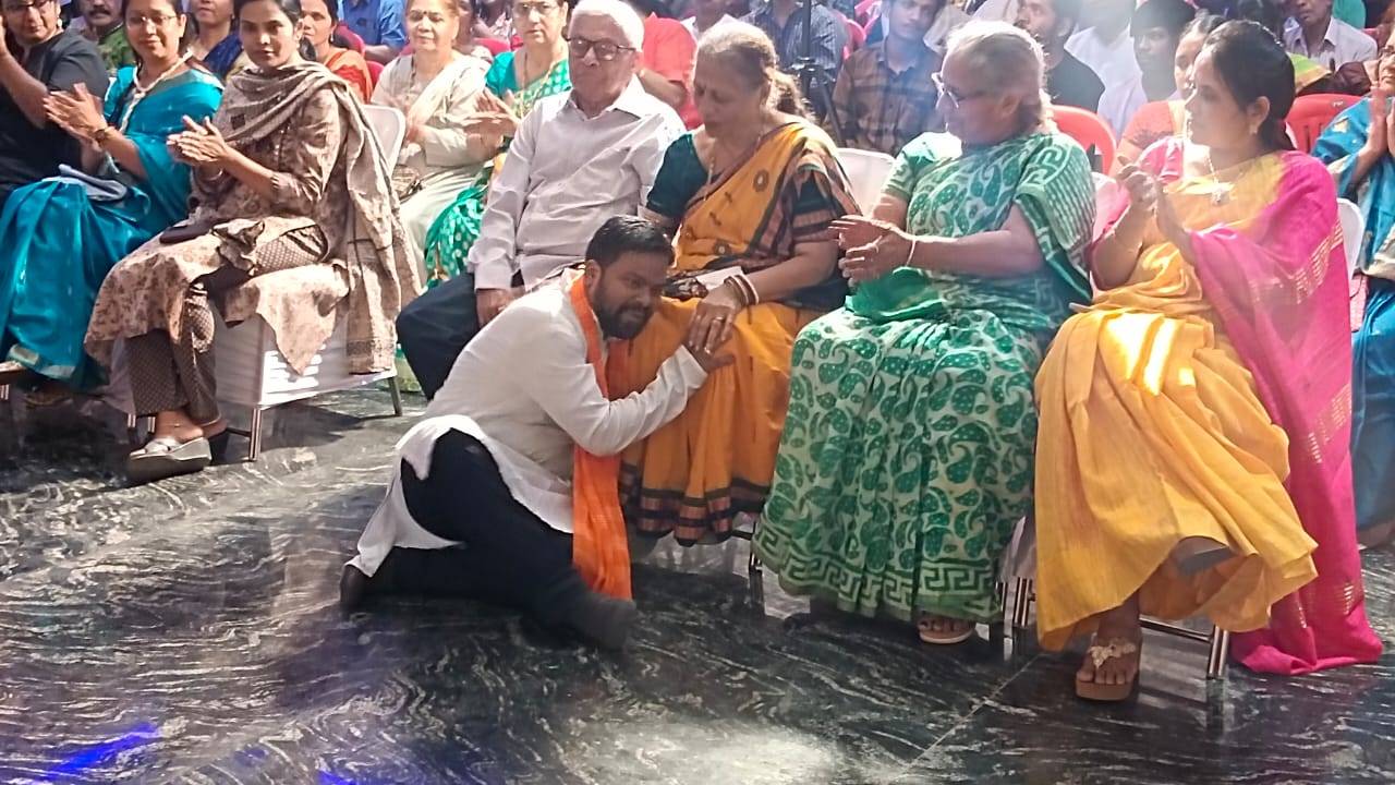  विश्वरंच मंच दिवस पर 'रंग कविता के' की प्रस्तुति ने बटोरी तालियां