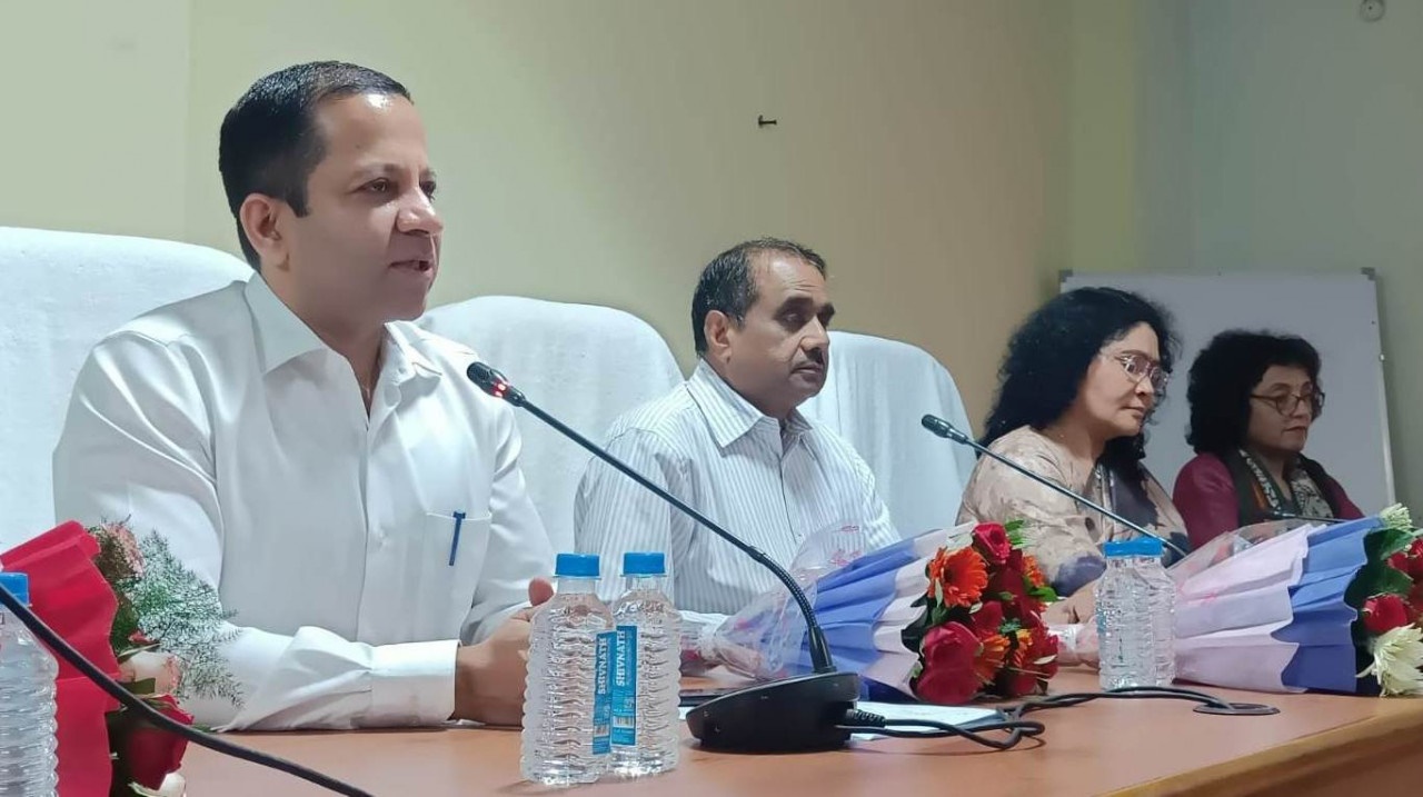 समस्याओं के त्वरित निराकरण से जिले में प्रगति दिखाई देगी : स्कूल शिक्षा सचिव सिद्धार्थ कोमल परदेशी