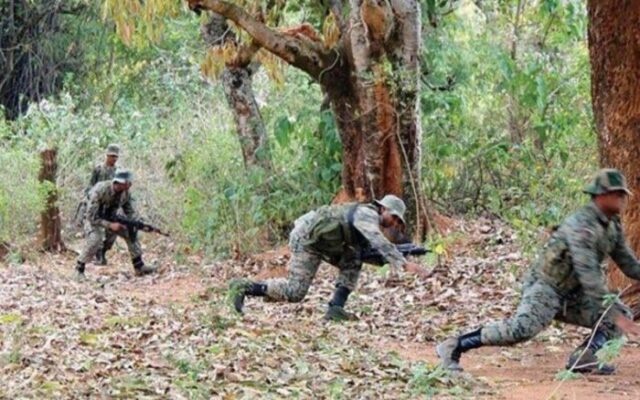 आठ लाख के इनामी सहित दो नक्सली ढेर, बीजापुर में नक्&zwj;सलियों के साथ मुठभेड़ में पुलिस को मिली बड़ी सफलता