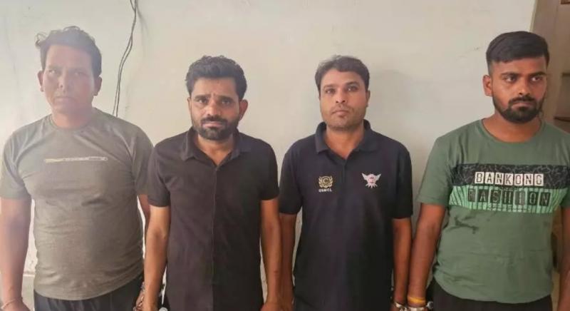 रायपुर में शराब दुकान के 4 कर्मचारी गिरफ्तार, 36 लाख की चोरी का खुलासा