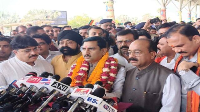 केंद्रीय राज्य मंत्री तोखन साहू का : पहली बार रायपुर आगमन पर भव्य स्वागत  
