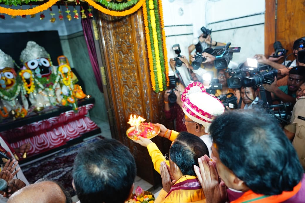 रथयात्राः मुख्यमंत्री साय ने छेरापहरा की रस्म अदा कर मांगा प्रदेशवासियों के लिए आशीर्वाद