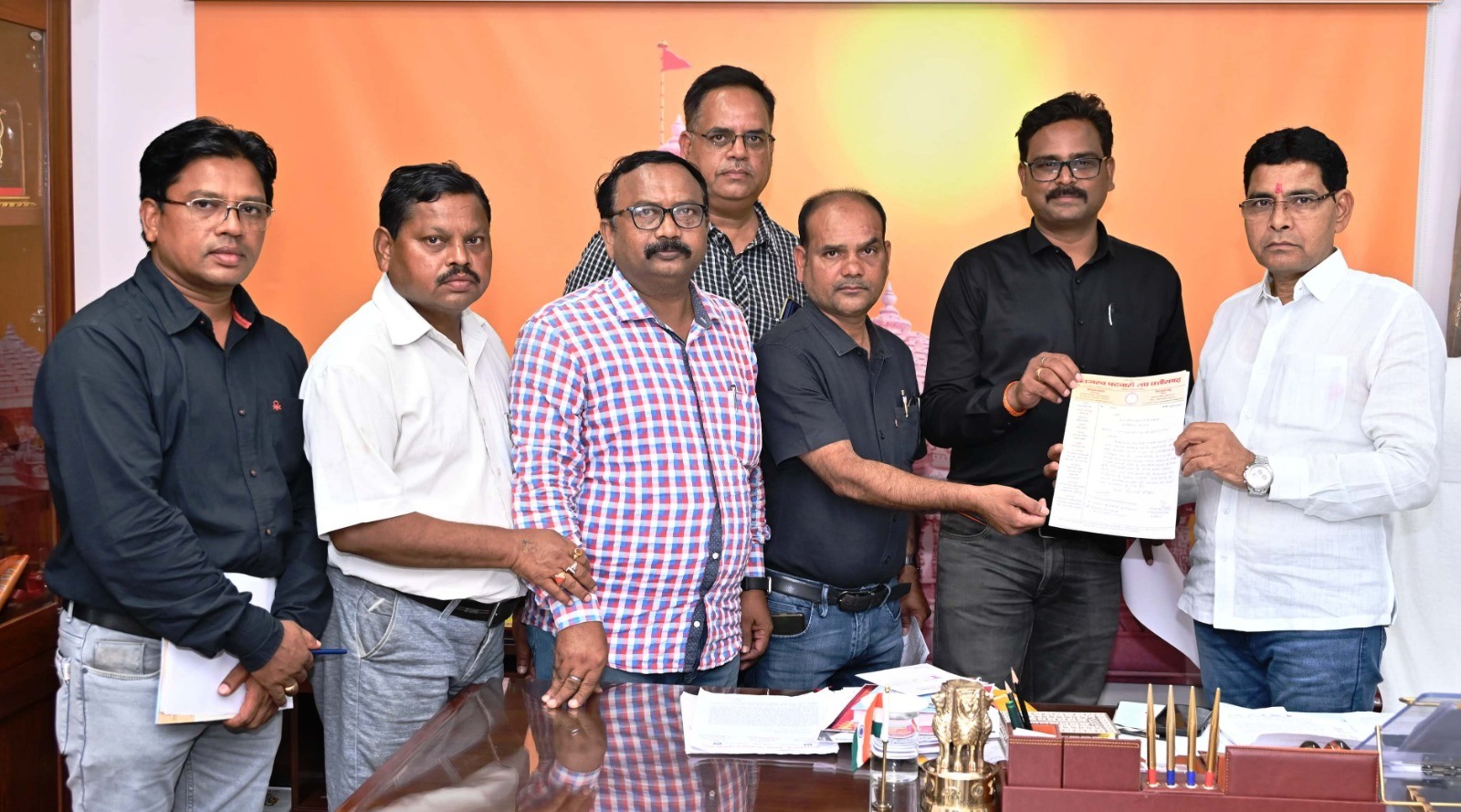 मुख्यमंत्री की पहल पर पटवारियों की हड़ताल समाप्त&hellip; राजस्व संबंधित मामलों पर अब नहीं होगी कोई समस्या