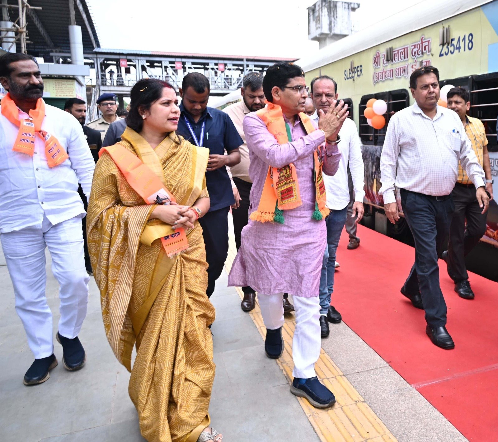 छत्तीसगढ़ के 850 श्रद्धालु अयोध्या के लिए रवाना... श्रद्धालु काशी विश्वनाथ का भी करेंगे दर्शन