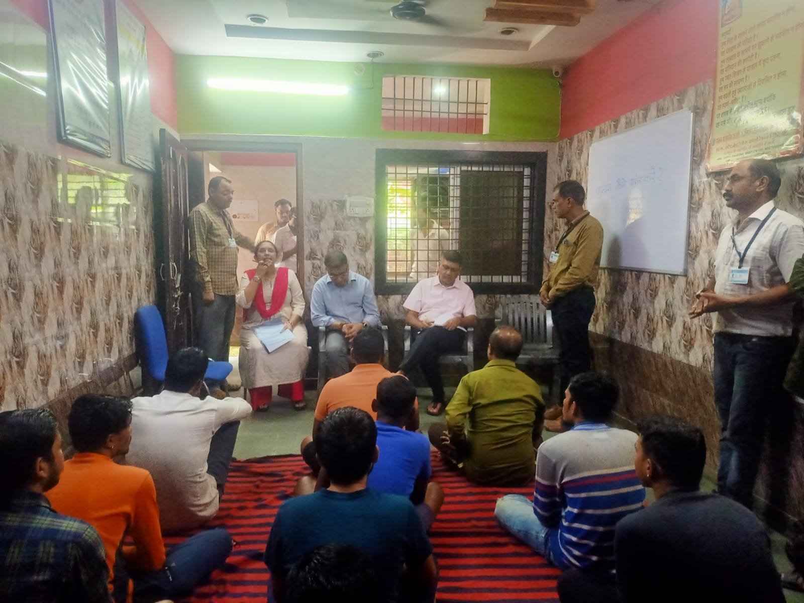 संकल्प नशा मुक्ति केंद्र पहुंचे मुख्य सचिव... निरीक्षण कर ली जानकारी