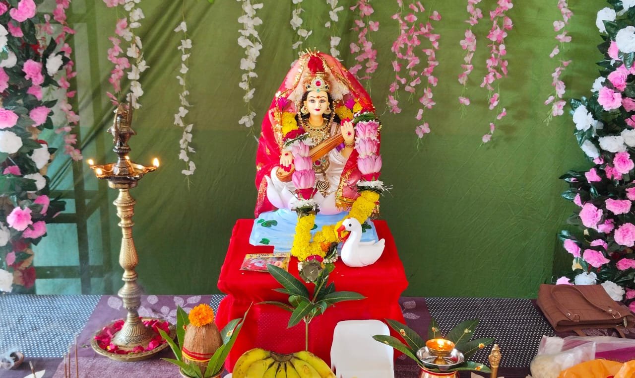 महाराष्ट्रीयन तेली समाज मना रहे मां शारदा उत्सव