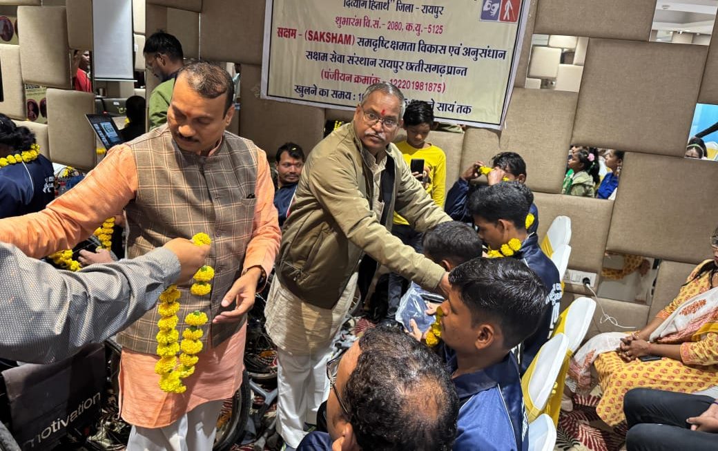 &lsquo;सक्षम&rsquo; ने किया राष्ट्रीय दिव्यांग व्हीलचेयर क्रिकेट खिलाड़ियों का सम्मान