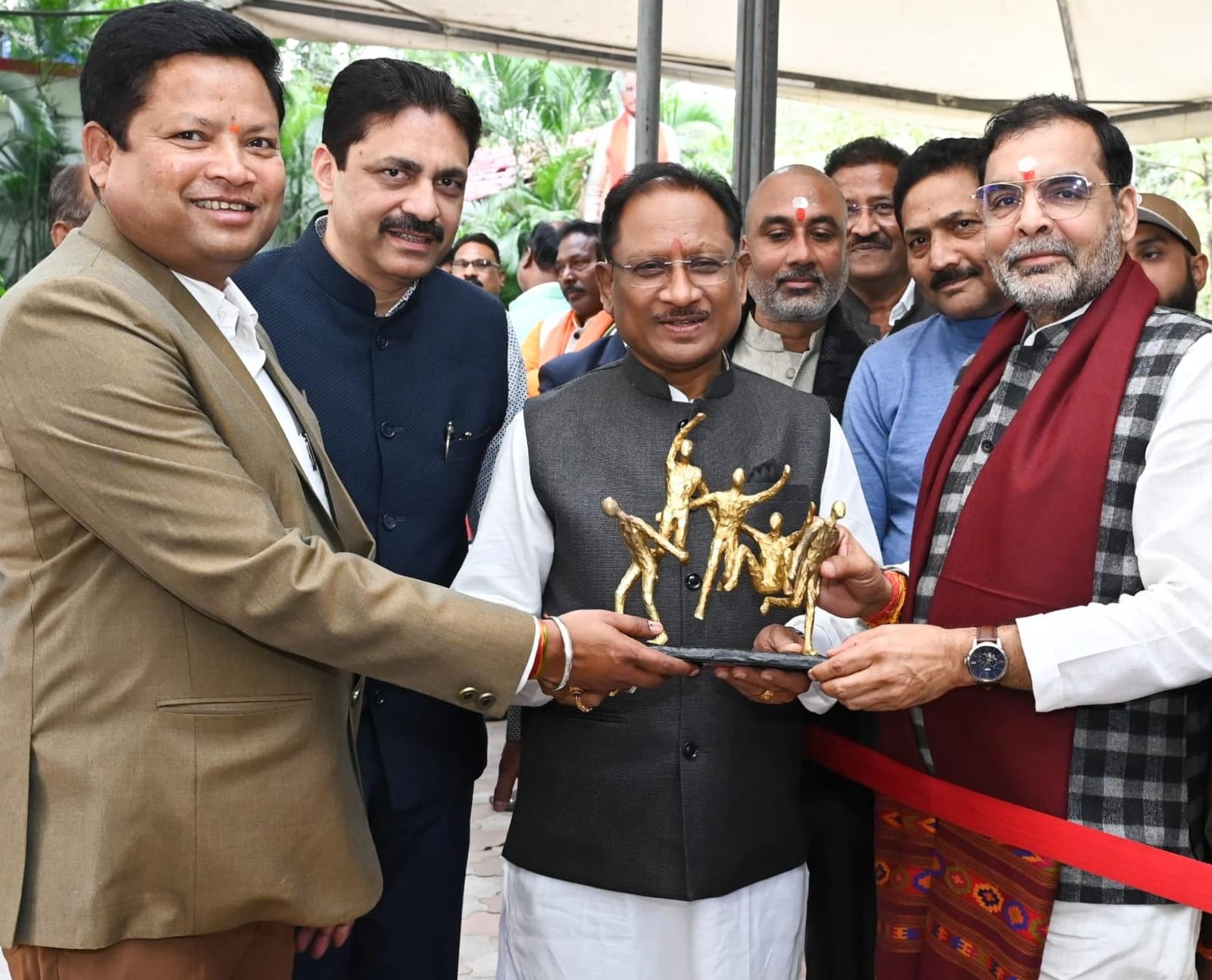  महेश गागड़ा बने 'छत्तीसगढ़ वॉलीबाल संघ' के नए प्रदेश अध्यक्ष... मुख्यमंत्री साय ने दी बधाई