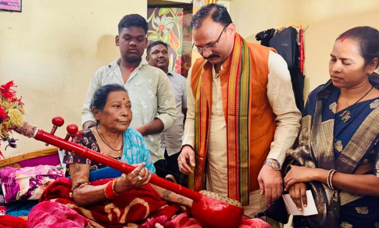 मुख्यमंत्री साय की पहल पर एम्स में शुरू हुआ पद्म विभूषण तीजन बाई का इलाज