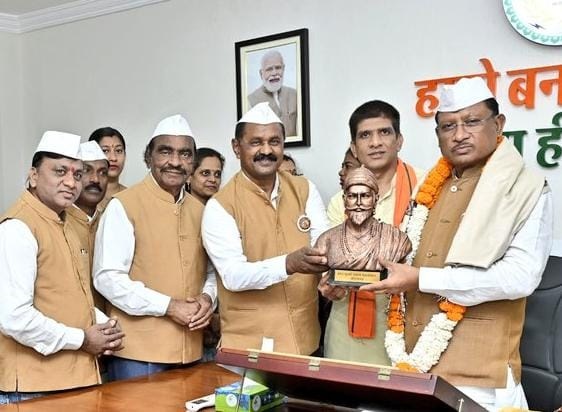 छत्तीसगढ़ कुनबी समाज ने मुख्यमंत्री विष्णु देव साय से की सौजन्य भेंट : फिल्म "छावा" को कर मुक्त करने पर किया आभार प्रकट