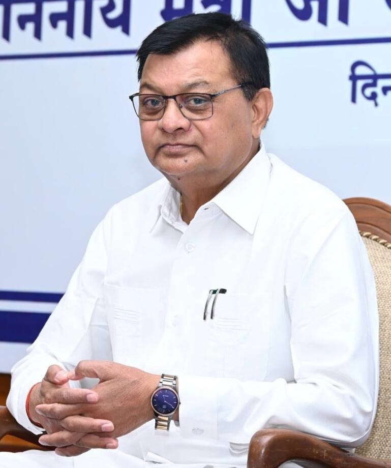 मंत्री लखनलाल देवांगन के विभागों के लिए 965 करोड़ 18 लाख रुपए से अधिक की अनुदान मांगें पारित