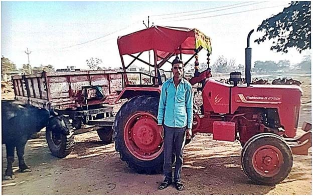 चरवाहे से सफल डेयरी उद्यमी बने विश्वनाथ यादव