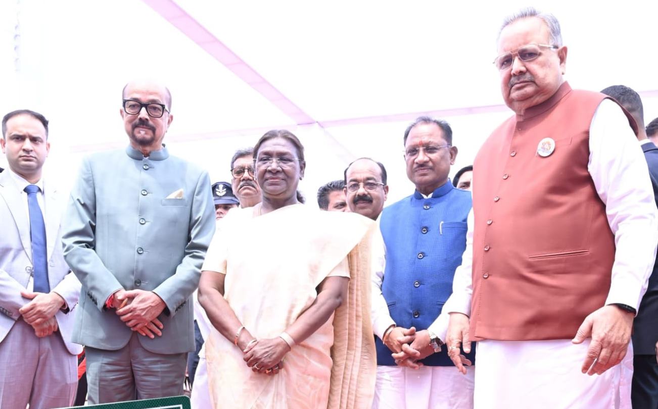 &lsquo;मनखे-मनखे एक समान&rsquo; के सिद्धांत से बनेगा समरस छत्तीसगढ़ - राष्ट्रपति द्रोपदी मुर्मु