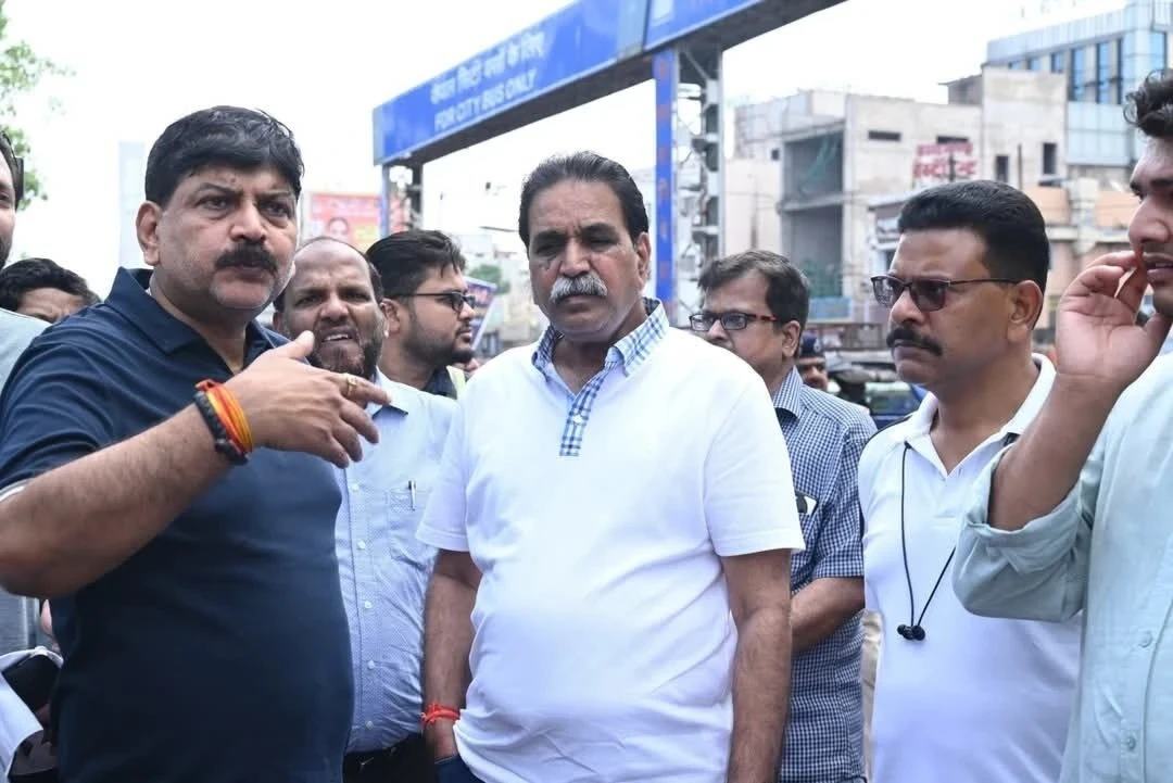 स्टेशन के गुढ़ियारी पार इलाके में रोड कनेक्टिविटी सुधार के लिए मूणत का निरीक्षण