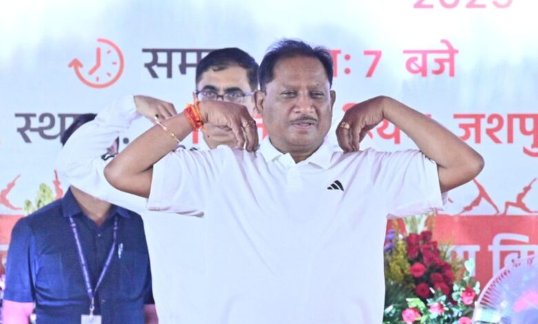 सीएम विष्णु देव साय ने किया योगाभ्यास&hellip;.