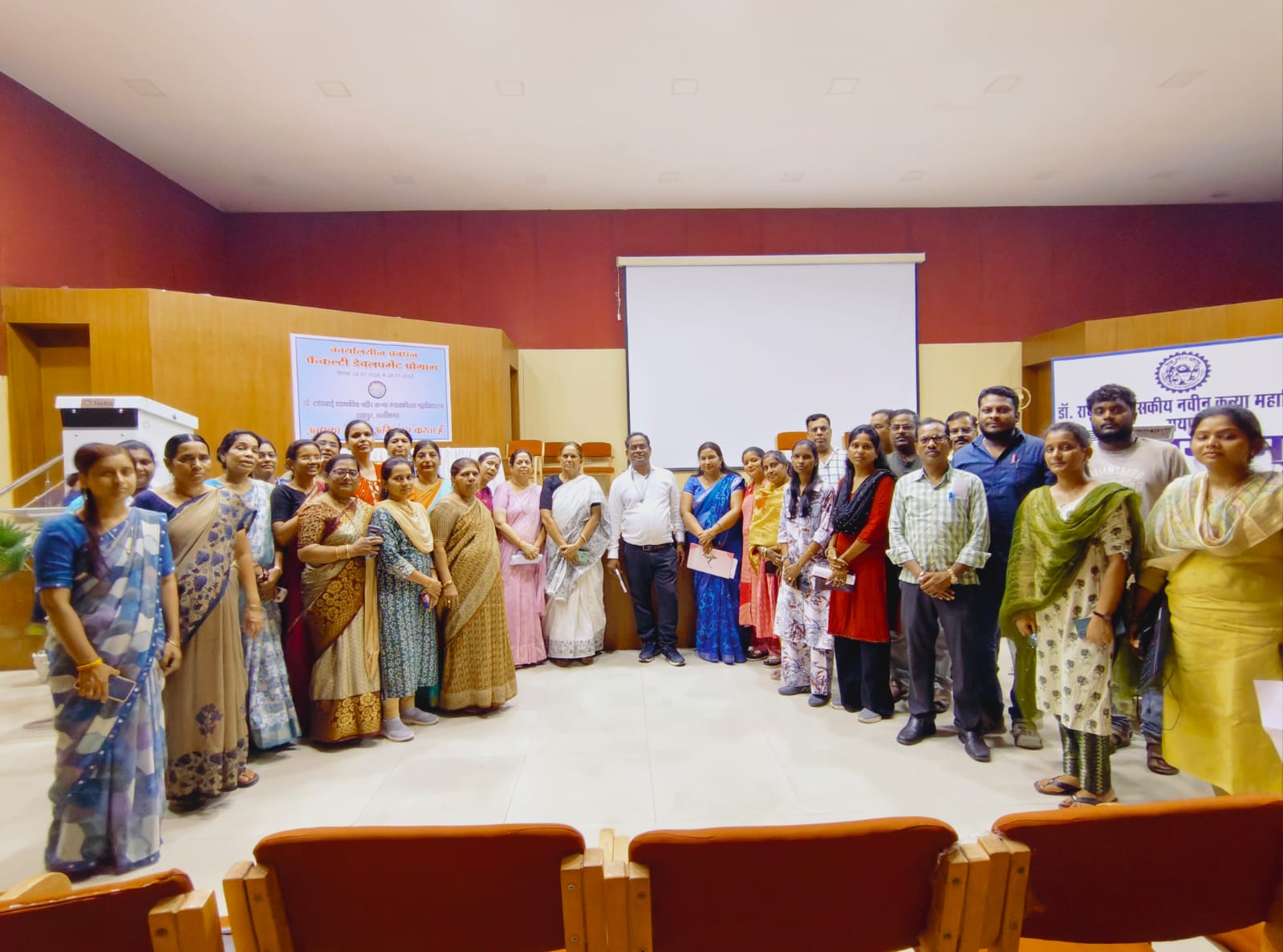 कर्मचारियों के वेतन का निर्धारण वेतन मैट्रिक्स में उनके स्तर के अनुसार होः केके साहू