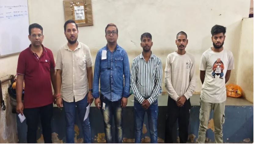 लूट-हत्या की वारदात के बाद एक्शन में रायपुर पुलिस, Flipkart और कोरियर कंपनी के 2 मैनेजर समेत 6 गिरफ्तार 