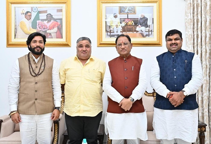 विष्णुदेव साय मंत्रिमंडल का विस्तारः गजेंद्र यादव, खुशवंत साहेब और राजेश अग्रवाल ने ली मंत्री पद की शपथ