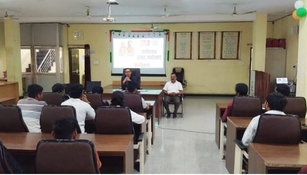 बीरगांव नगर निगम आयुक्त ने ली गणेश पंडाल समितियों की बैठक