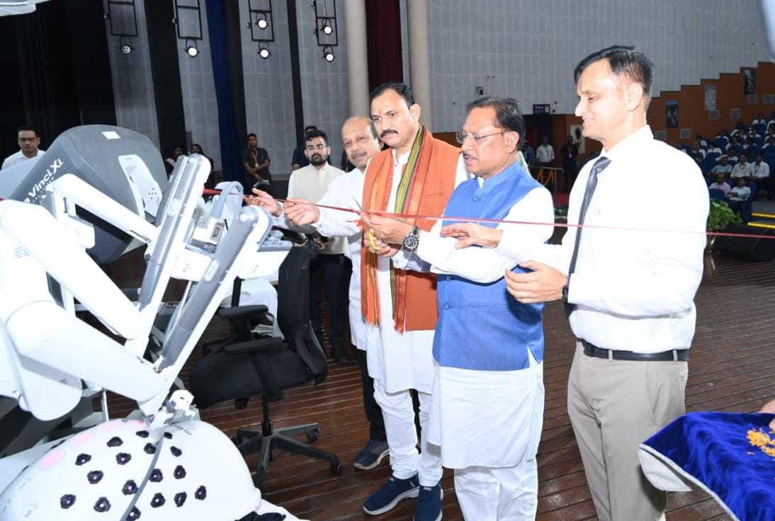 रोबोटिक सर्जरी छत्तीसगढ़ में चिकित्सा सुविधाओं के विकास में एक नया आयाम : विष्णु देव साय