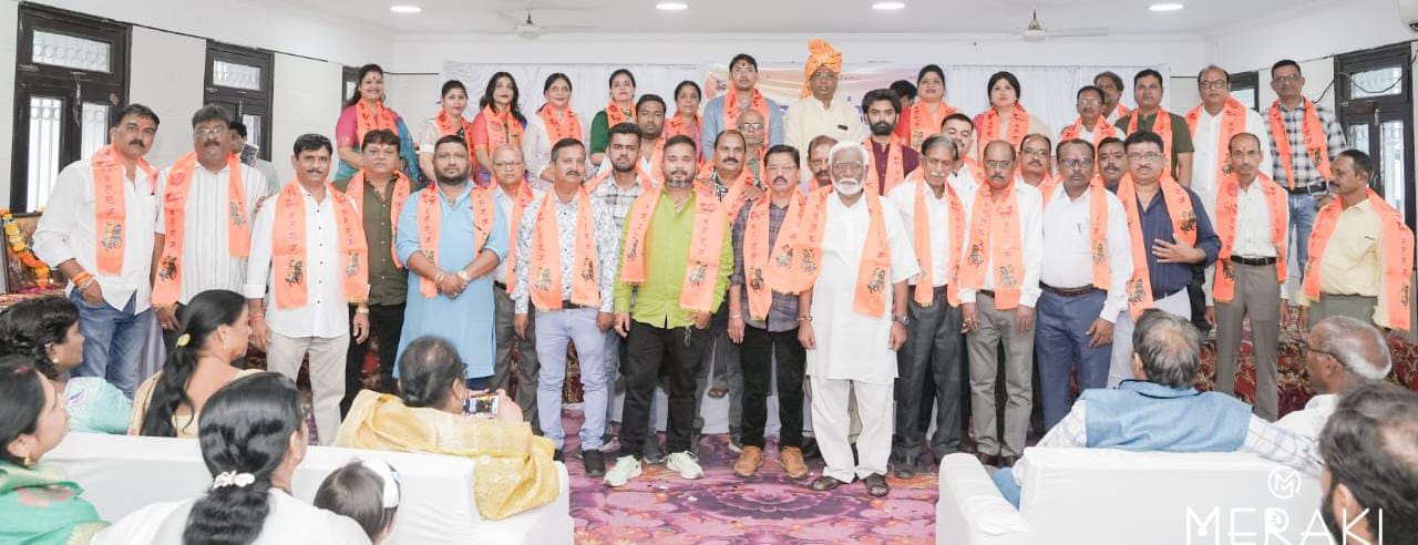 मराठा मित्र मंडल रायपुर की नवीन पदाधिकारियों का हुआ शपथ ग्रहण