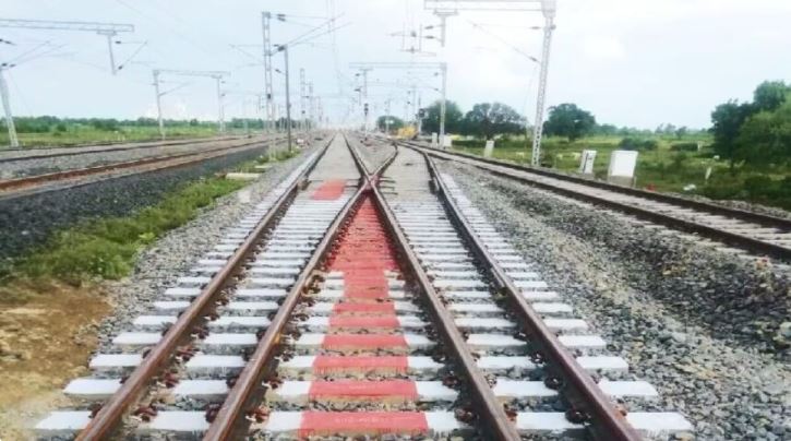 खरसिया-नया रायपुर -परमालकसा रेल लाईन प्रभावित