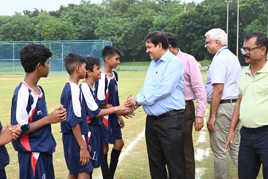 एनटीपीसी सीपत में सब जूनियर बॉयज अंतर जिला राज्य फुटबॉल चैंपियनशिप का शुभारंभ