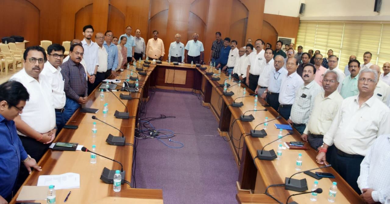 पॉवर कंपनी में वंदे मातरम् का हुआ सामूहिक गान&hellip; क्षेत्रीय कार्यालयों में भी 150वीं वर्षगांठ पर आयोजन