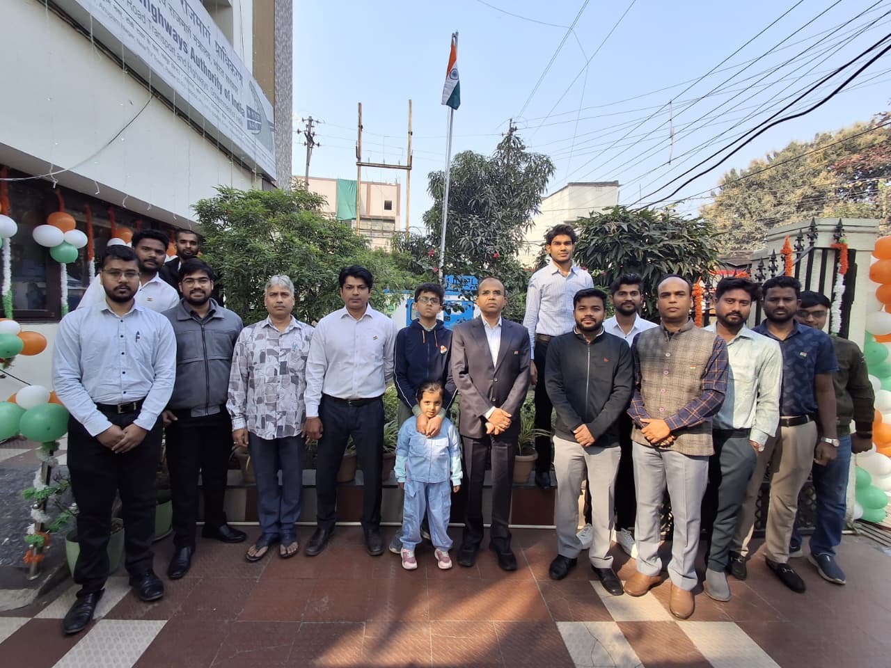  NHAI के क्षेत्रीय कार्यालय में आन-बान-शान के साथ फहराया तिरंगा