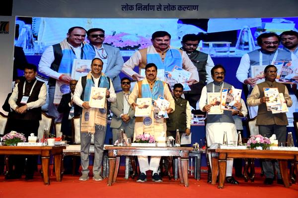 भवन निर्माण में उत्कृष्ट दृष्टिकोण के साथ दीर्घकालीन कार्य योजना अपनाये : मुख्यमंत्री डॉ. यादव