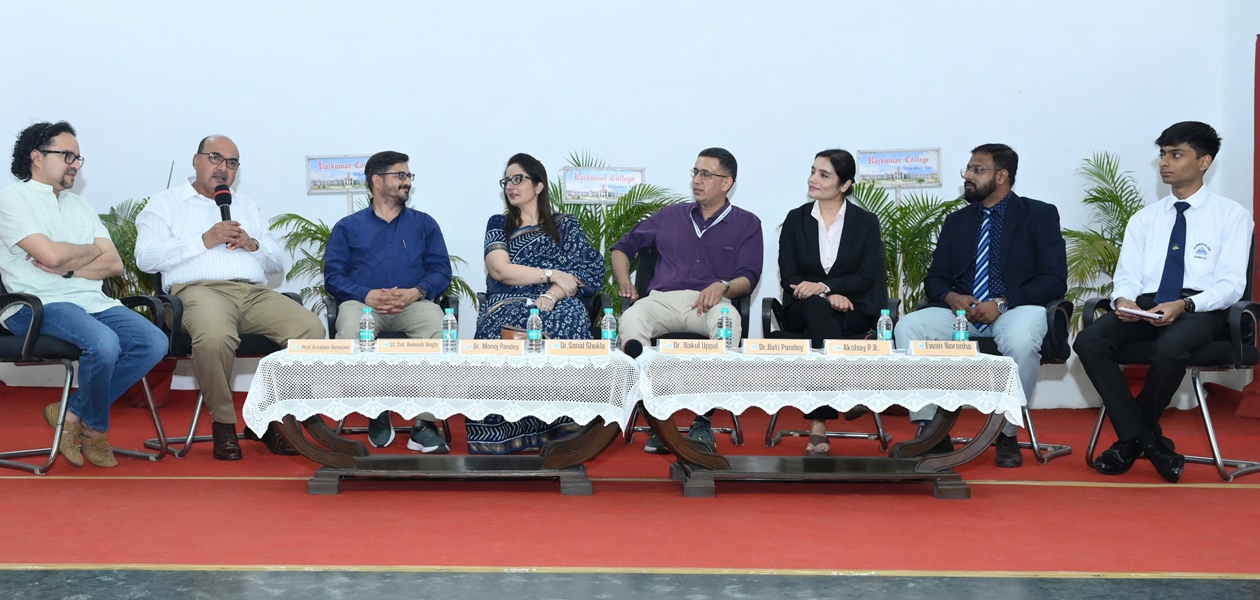 राजकुमार कॉलेज में कॉफ़ी एंड कनेक्ट... बढ़ता स्क्रीन टाईम छीनता बच्चों की मुस्कुराहट पर चर्चा