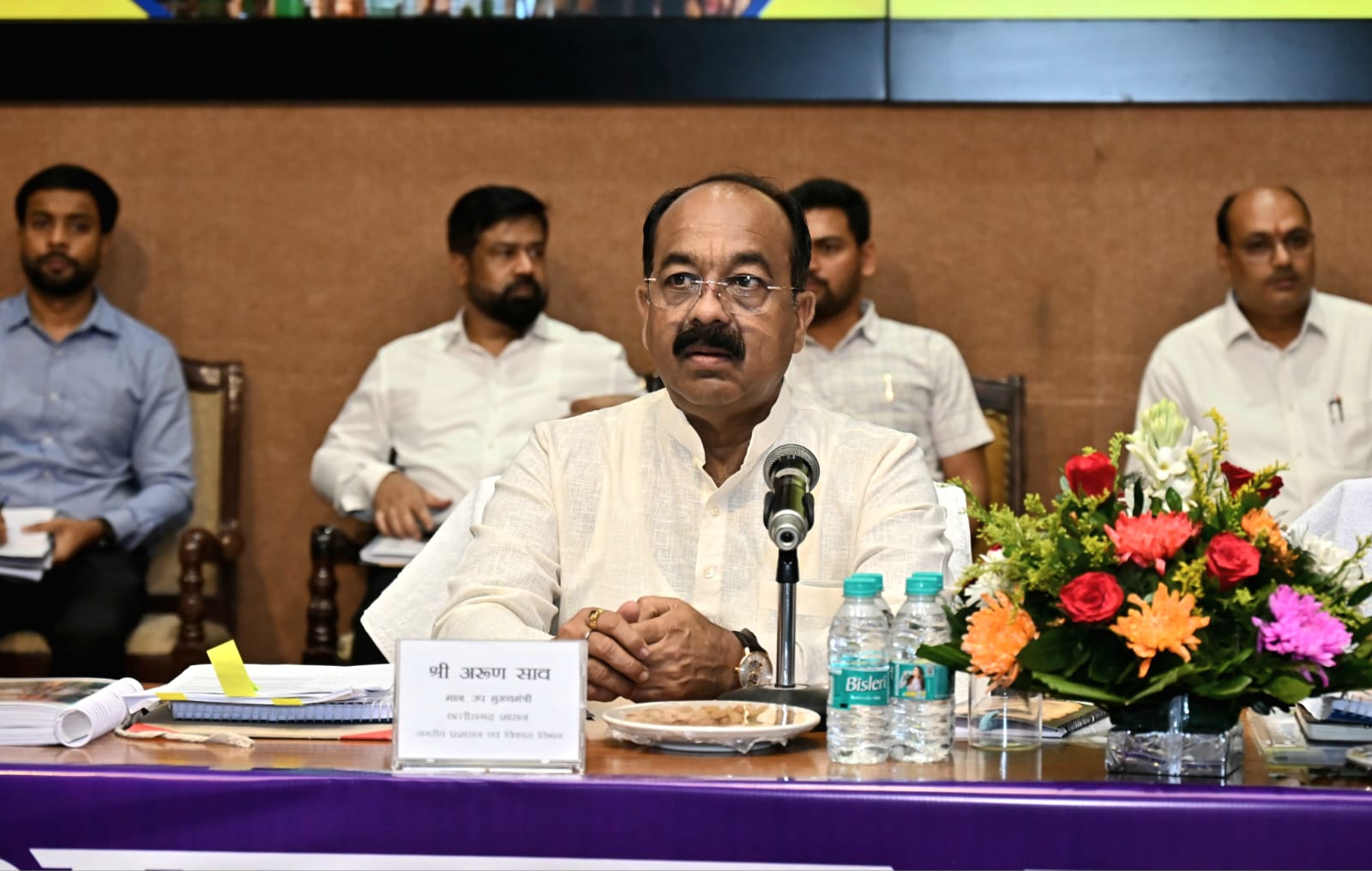 शहरों में पेयजल आपूर्ति, अवैध प्लॉटिंग और अवैध निर्माण पर डिप्टी सीएम सख्त