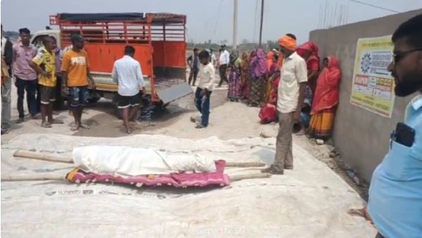  रायपुर में बड़ा हादसा, अल्ट्राटेक-सीमेंट कंपनी की ट्रक ने बाइक सवार 2 युवकों को रौंदा, दोनों की दर्दनाक मौत,